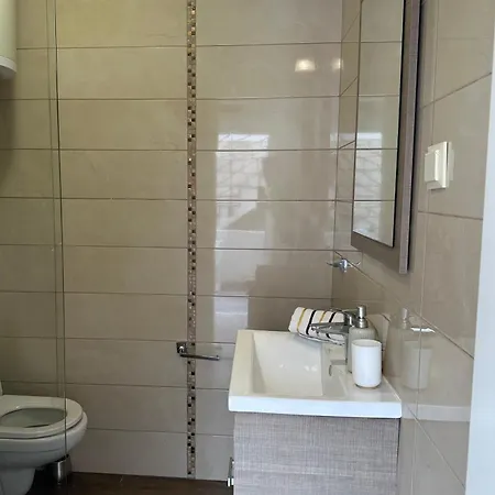 Double Tomas Apartment